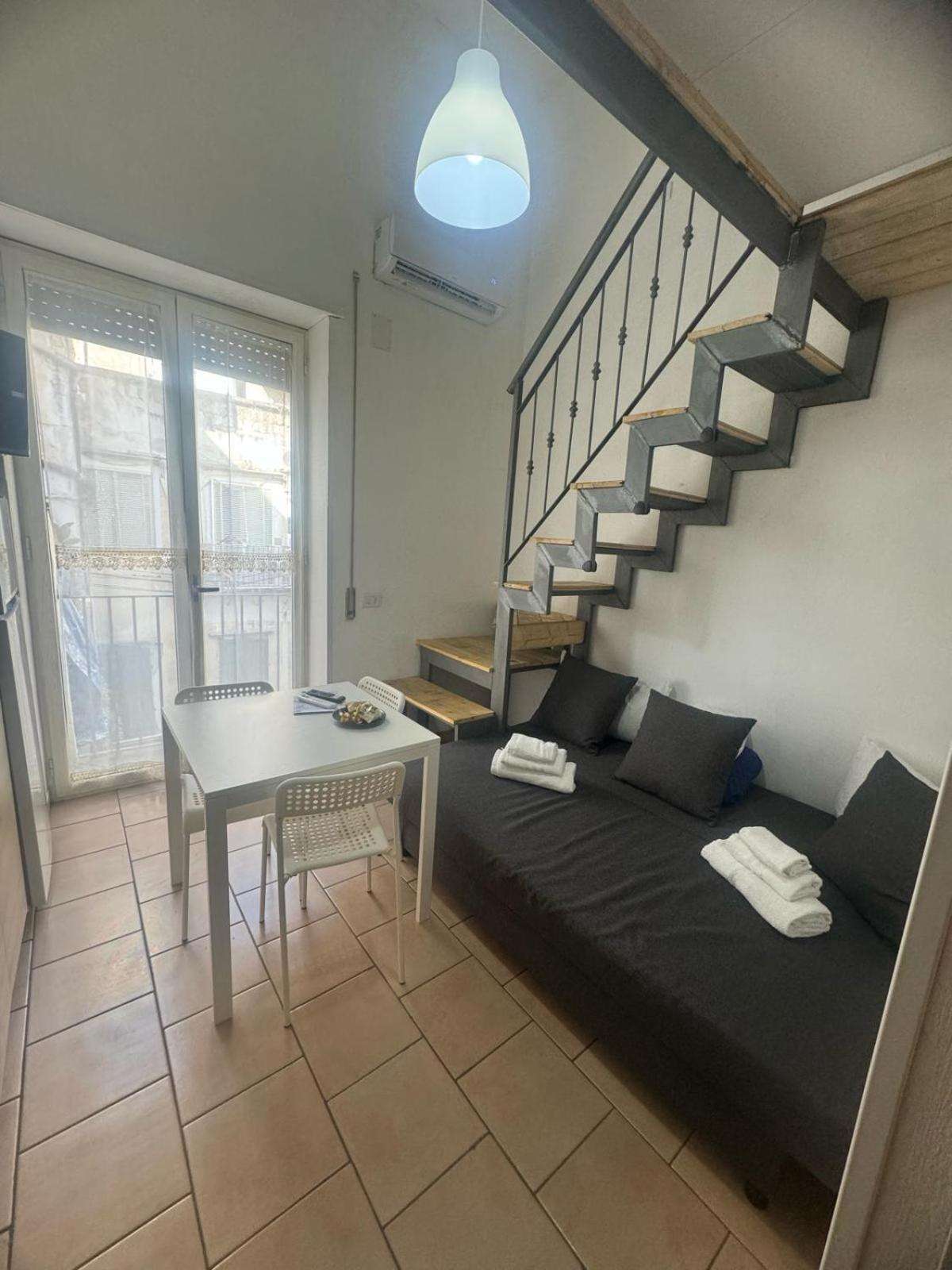 Casa Imbriani Napoli Apartment Luaran gambar