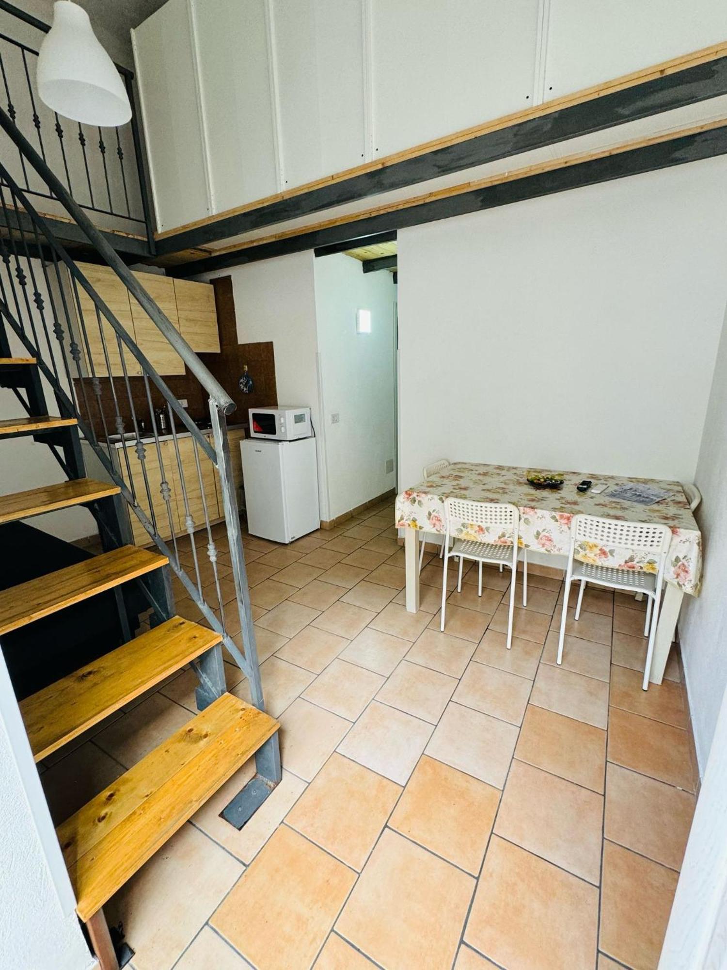 Casa Imbriani Napoli Apartment Luaran gambar